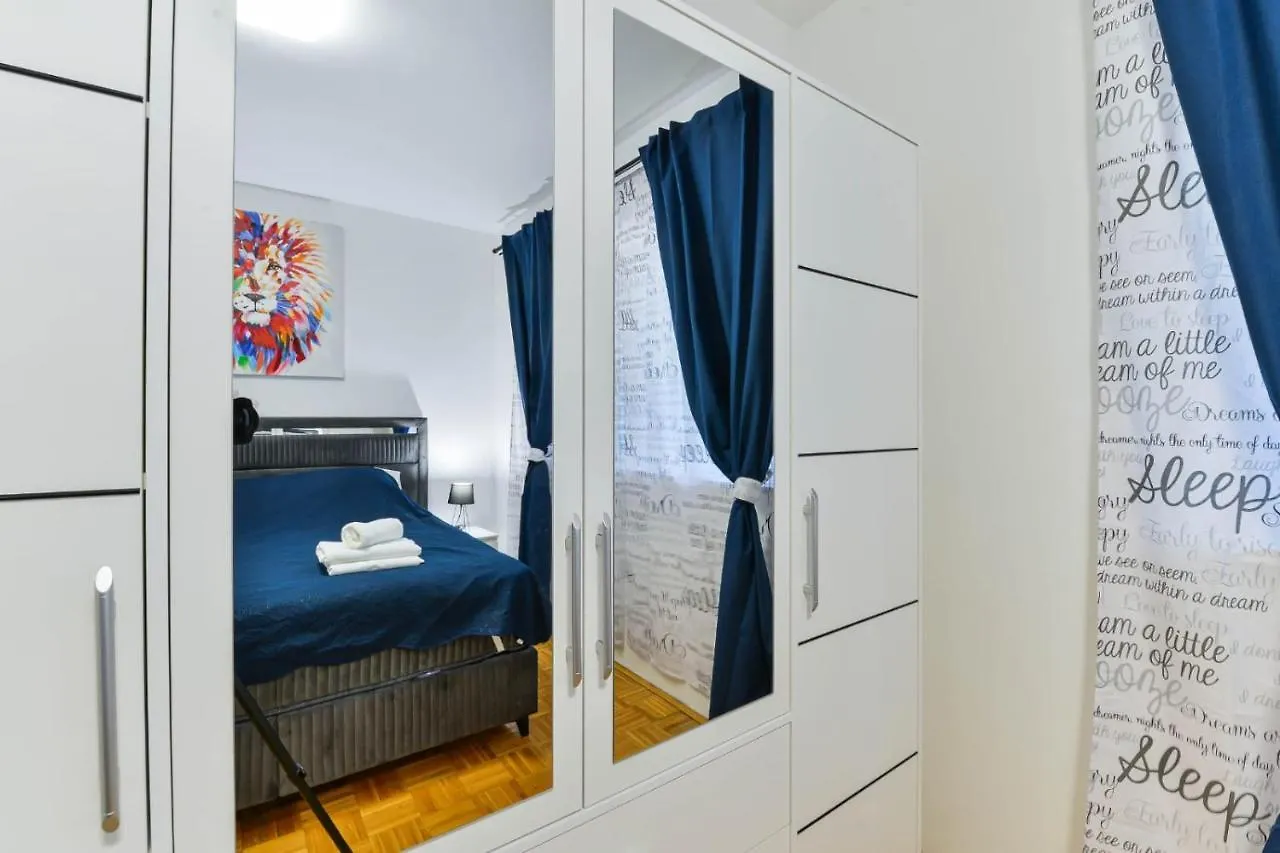 Apartment Nevera In Zadar